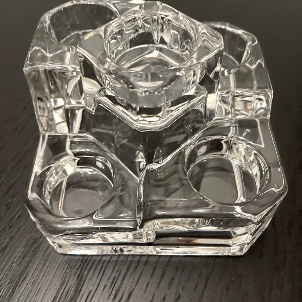 Tealight holder by Partylite. Holds 5 tealights